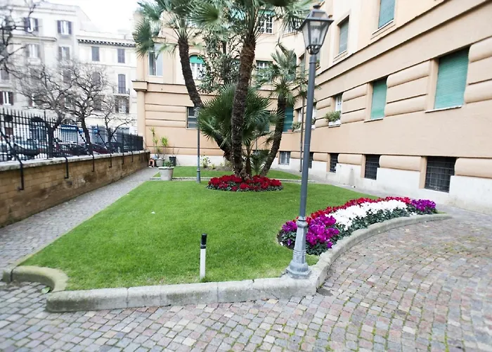 Costantino Secondo Guest House